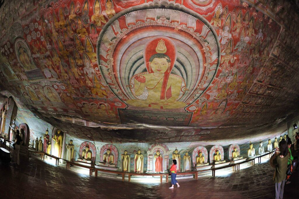 ダンブッラ石窟寺院